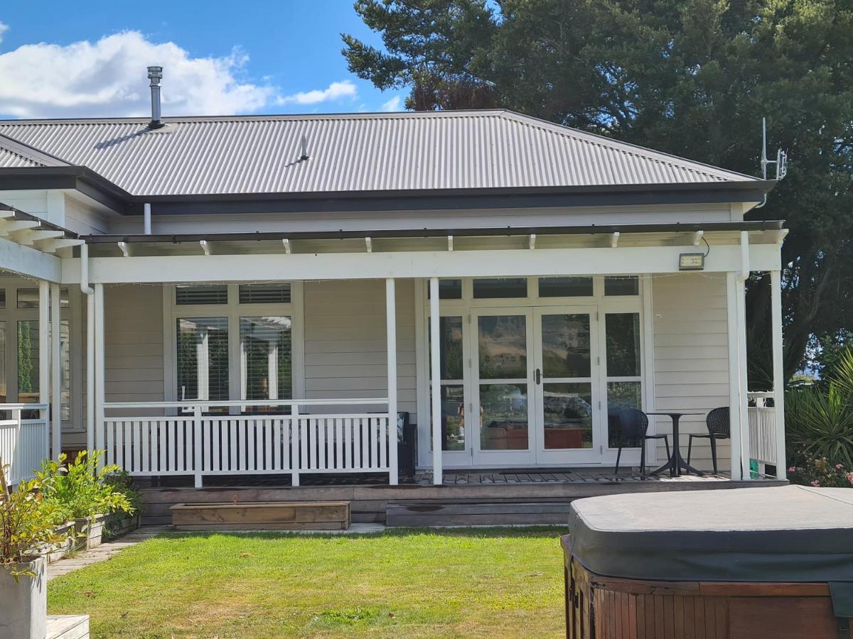 Okauia House, Matamata Hotell Exteriör bild